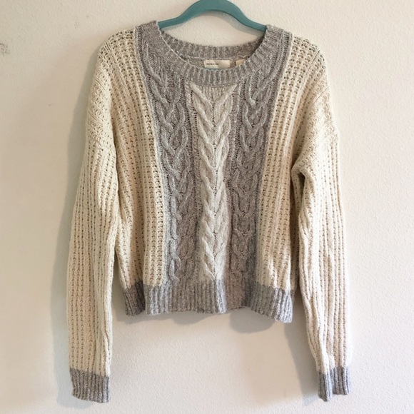Anthropologie Sweaters - ANTHROPOLOGIE sleeping on snow cable knit sweater